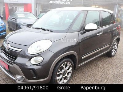 Schwarz Gebraucht 2015 Fiat 500L Van / Kleinbus | 8.990 €