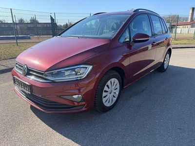 Gebraucht VW Golf Sportsvan Comfortline 116 PS (85 kW) 2019 Rot Van / Kleinbus