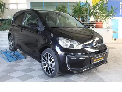 Gebraucht VW e-up! 61 kW (83 PS) 2021 Schwarz Kleinwagen