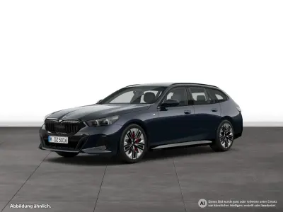 Gebraucht BMW 540 M Sport 286 PS (210 kW) 2025 Schwarz Kombi