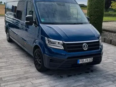 Gebraucht VW Crafter 173 PS (127 kW) 2019 Blau Van