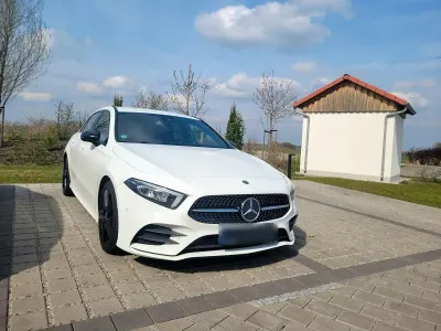 Gebraucht Mercedes A200 AMG 163 PS (119 kW) 2018 Schwarz Limousine