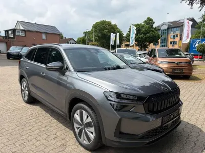 Neu Skoda Kodiaq Selection 150 PS (110 kW) 2025 Grau SUV