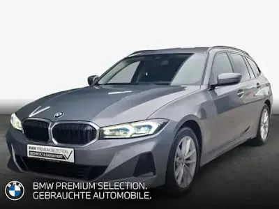 Gebraucht BMW 318 Sport Line 156 PS (114 kW) 2024 Skyscraper grau metallic Kombi
