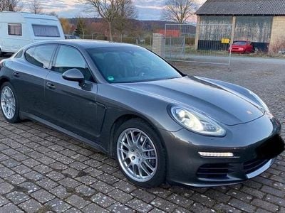 Gebraucht Porsche Panamera 300 PS (220 kW) 2014 Grau Kleinwagen