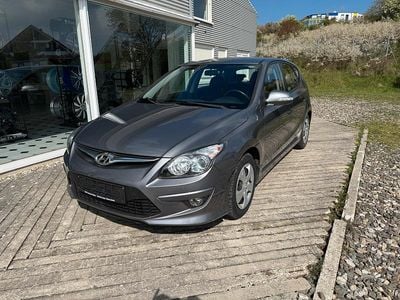 Second-hand Hyundai i30 Edition 90 CP (66 kW) 2012 Negru Berlinǎ