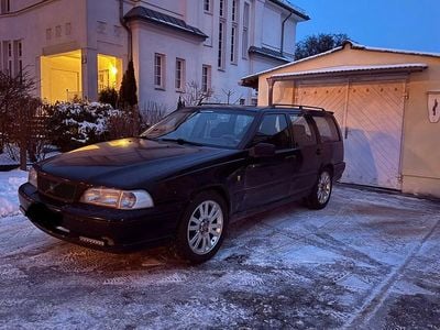 Usata Volvo V70 140 CV (102 kW) 1997 Nero Station wagon