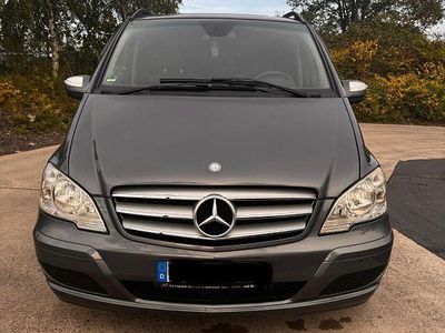 Gebraucht Mercedes Viano 224 PS (164 kW) 2011 Grau Van / Kleinbus