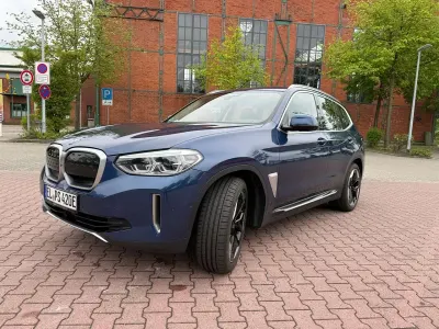 Gebraucht BMW iX3 Impressive 210 kW (286 PS) 2021 Blau SUV