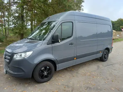 Gebraucht Mercedes Sprinter 114 PS (83 kW) 2020 Grau Van