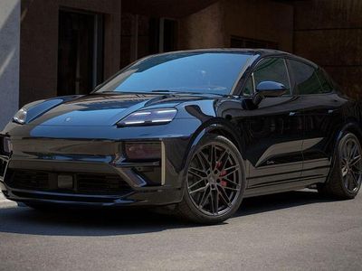 Neu Porsche Macan Turbo 469 kW (639 PS) 2026 Tiefschwarzmetallic SUV