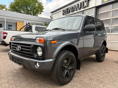Używany Lada Urban 83 KM (61 kW) 2021 Szary SUV
