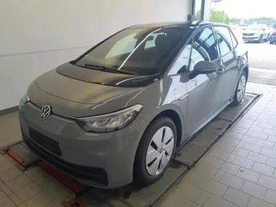 Gebraucht VW ID.3 Pure 110 kW (150 PS) 2022 Mondsteingrau Kleinwagen