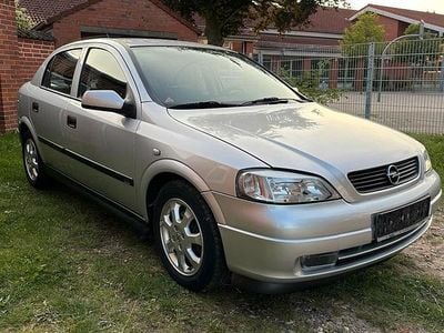 Gebraucht Opel Astra 84 PS (61 kW) 2001 Silber Kleinwagen