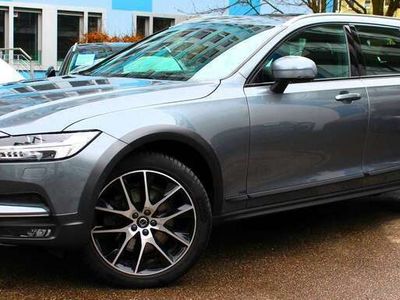 gebraucht Volvo V90 CC Pro AWD Aut.* LEDER* PANOR.* LED* KAM.* HUP: