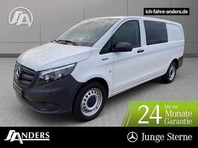 Gebraucht Mercedes e-Vito 85 kW (116 PS) 2023 Weiß Van / Kleinbus