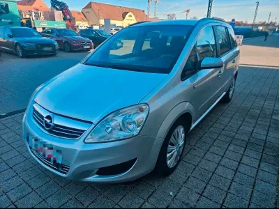 Gebraucht Opel Zafira 110 PS (80 kW) 2009 Silber Van / Kleinbus