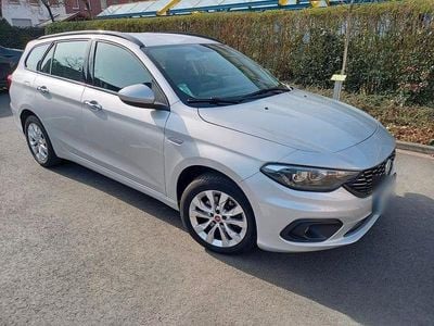 Second-hand Fiat Tipo Lounge 120 CP (88 kW) 2017 Argintiu Break