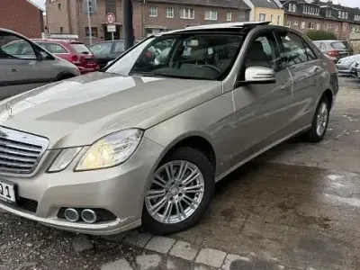 Brugt Mercedes E220 170 HK (125 kW) 2009 Beige Sedan