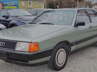 Topasgrün metallic Gebraucht 1984 Audi 100 Limousine | 1.950 €