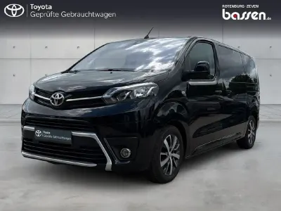 Gebraucht Toyota Proace Verso 144 PS (105 kW) 2022 Schwarz Kombi