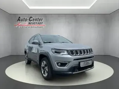 Gebraucht Jeep Compass Limited 170 PS (125 kW) 2020 Grau SUV