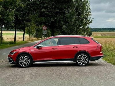 Usata VW Golf Alltrack 200 CV (147 kW) 2021 Rosso Station wagon