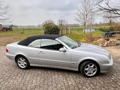 Gebraucht Mercedes CLK200 163 PS (119 kW) 2000 Silber Cabrio