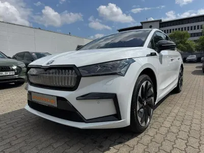 Gebraucht Skoda Enyaq iV SportLine 150 kW (204 PS) 2023 Weiß SUV