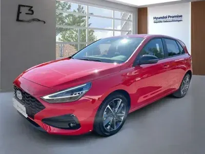 Gebraucht Hyundai i30 Advantage 101 PS (74 kW) 2025 Rot Limousine