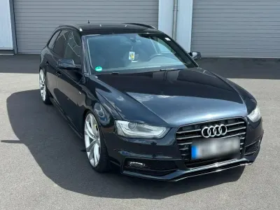 Gebraucht Audi A4 S-Line 177 PS (130 kW) 2012 Blau Kombi