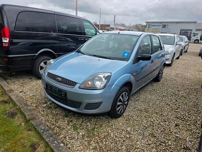 Gebraucht Ford Fiesta 80 PS (58 kW) 2006 Blau Kleinwagen