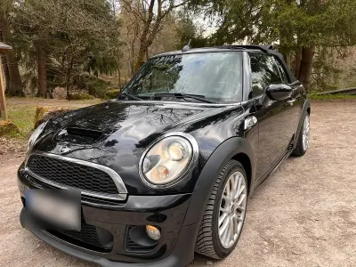Usata Mini Cooper SD Cabriolet 143 CV (105 kW) 2011 Nero Cabrio