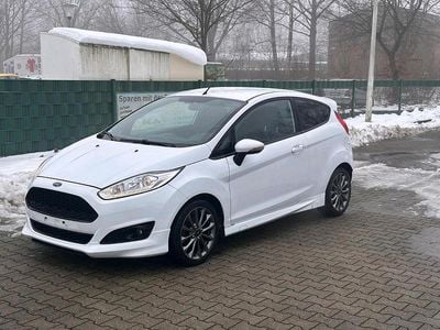 Weiß Gebraucht 2017 Ford Fiesta ST Kleinwagen | 7.000 € (Guter Preis)