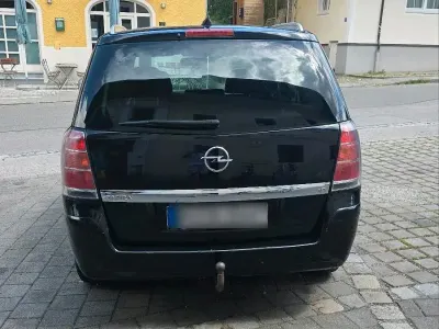 Gebraucht Opel Zafira 140 PS (102 kW) 2007 Schwarz Van / Kleinbus