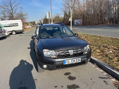 Gebraucht Dacia Duster Lauréate 109 PS (80 kW) 2015 Grau SUV