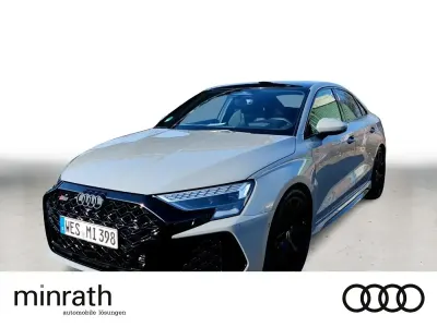 Gebraucht Audi RS3 Ambiente 400 PS (294 kW) 2026 Grau Limousine