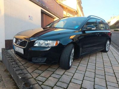Gebraucht Volvo V50 Momentum 177 PS (130 kW) 2011 Schwarz Kombi