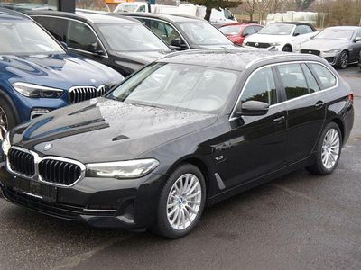 Schwarz Gebraucht 2022 BMW 530e Limousine | 28.952 €