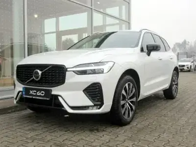 Gebraucht Volvo XC60 Plus 197 PS (144 kW) 2024 Weiß SUV