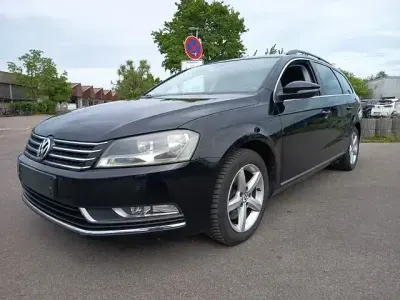 Gebraucht VW Passat Comfortline 140 PS (102 kW) 2011 Blau Kombi