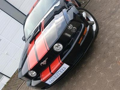 Schwarz Gebraucht 2005 Ford Mustang Coupé | 15.490 €