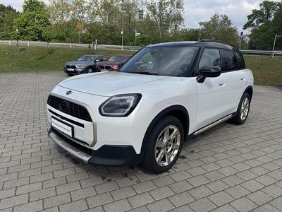 Second-hand Mini Countryman Favoured 170 CP (125 kW) 2025 Alb SUV