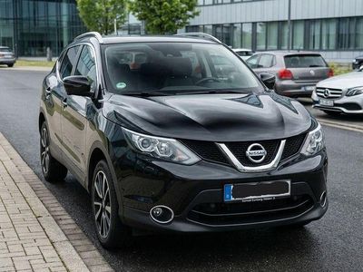Gebraucht Nissan Qashqai N-Connecta 116 PS (85 kW) 2017 Schwarz SUV