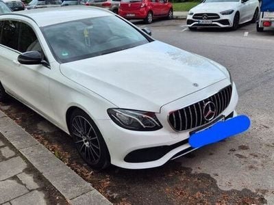 Mercedes E220