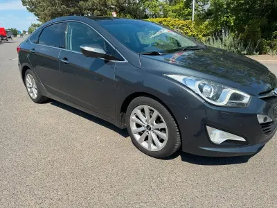 Gebraucht Hyundai i40 Style 136 PS (100 kW) 2012 Schwarz Limousine