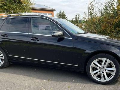 Gebraucht Mercedes C220 Avantgarde 170 PS (125 kW) 2011 Schwarz Limousine