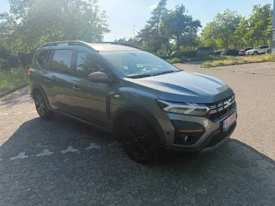 Gebraucht Dacia Jogger 110 PS (80 kW) 2023 Grau Van / Kleinbus
