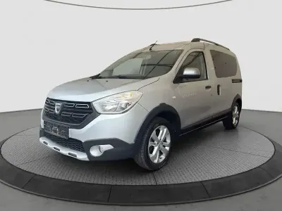 Gebraucht Dacia Dokker Celebration 85 PS (62 kW) 2017 Grau Van / Kleinbus