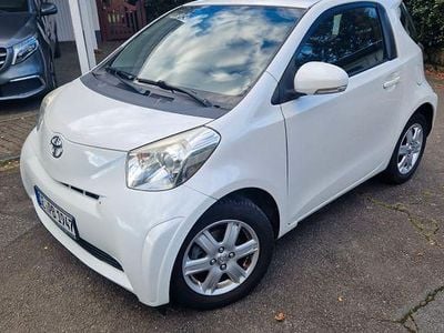 Toyota iQ